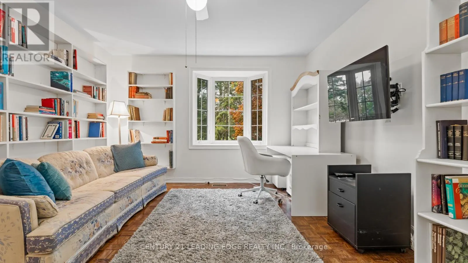 34 FOREST PARK CRESCENT