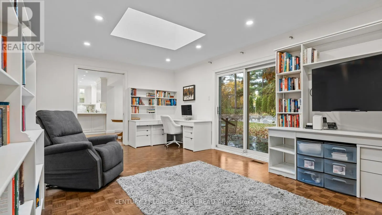 34 FOREST PARK CRESCENT