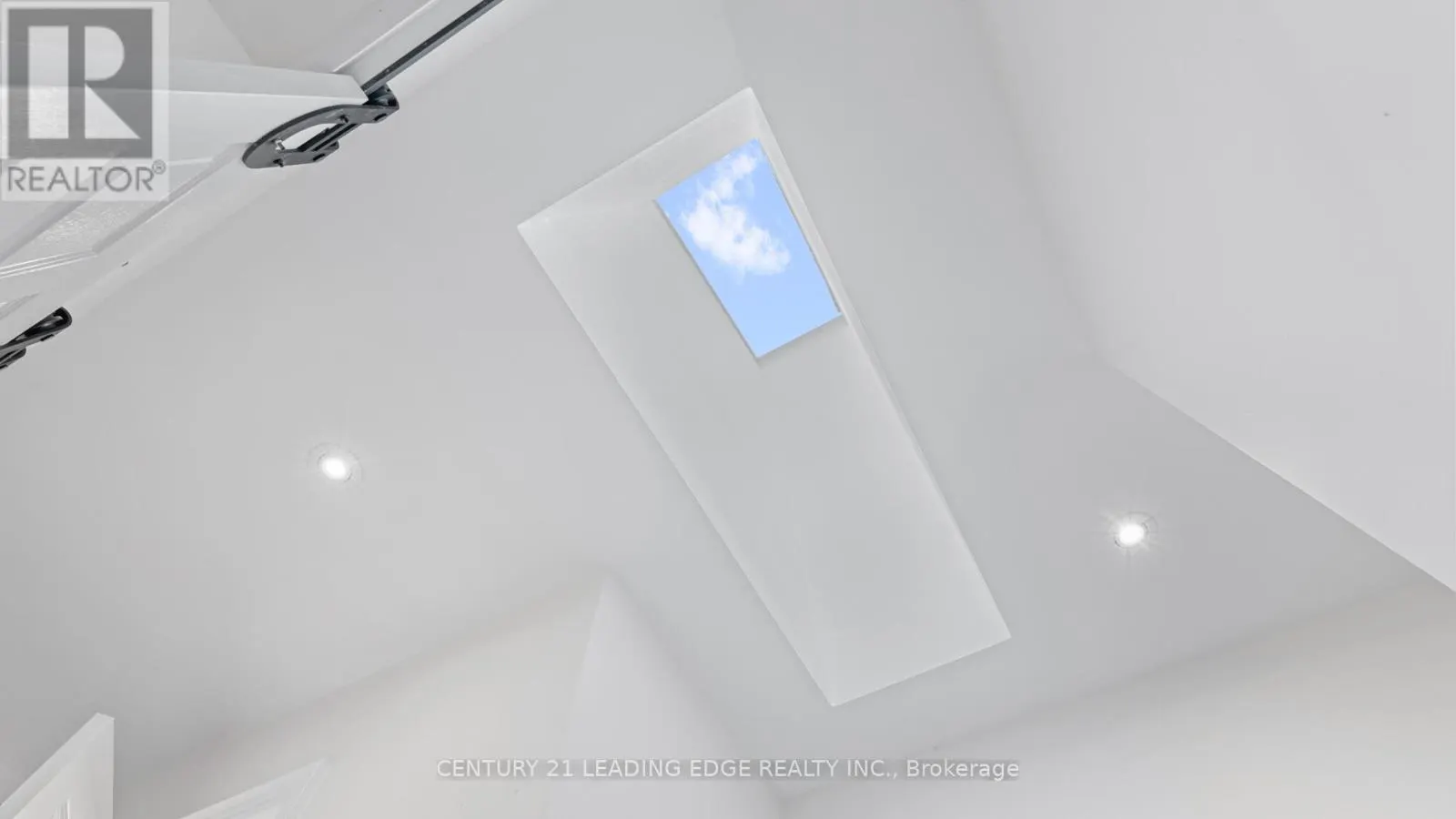 34 FOREST PARK CRESCENT