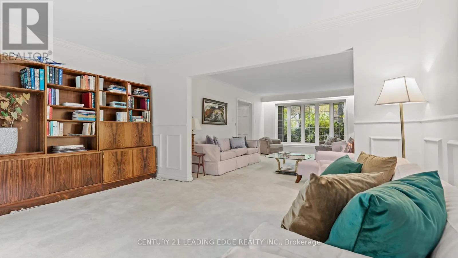 34 FOREST PARK CRESCENT