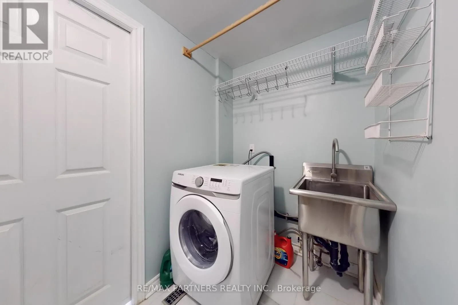 107 WORTHINGTON AVENUE