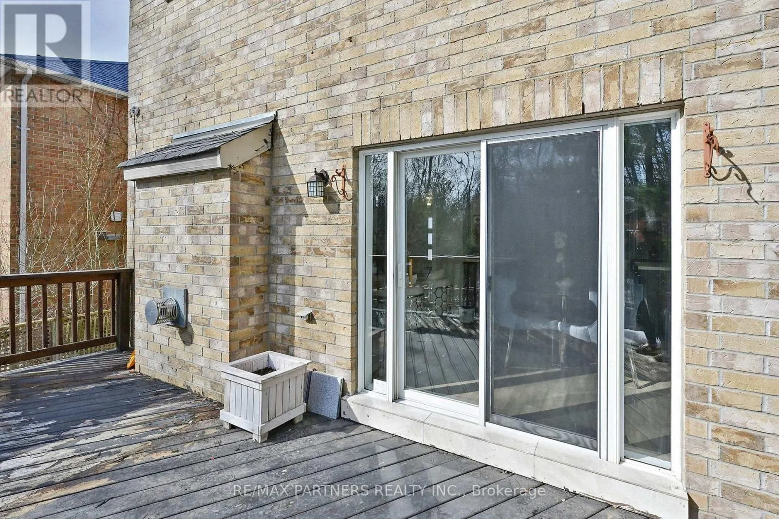 107 WORTHINGTON AVENUE