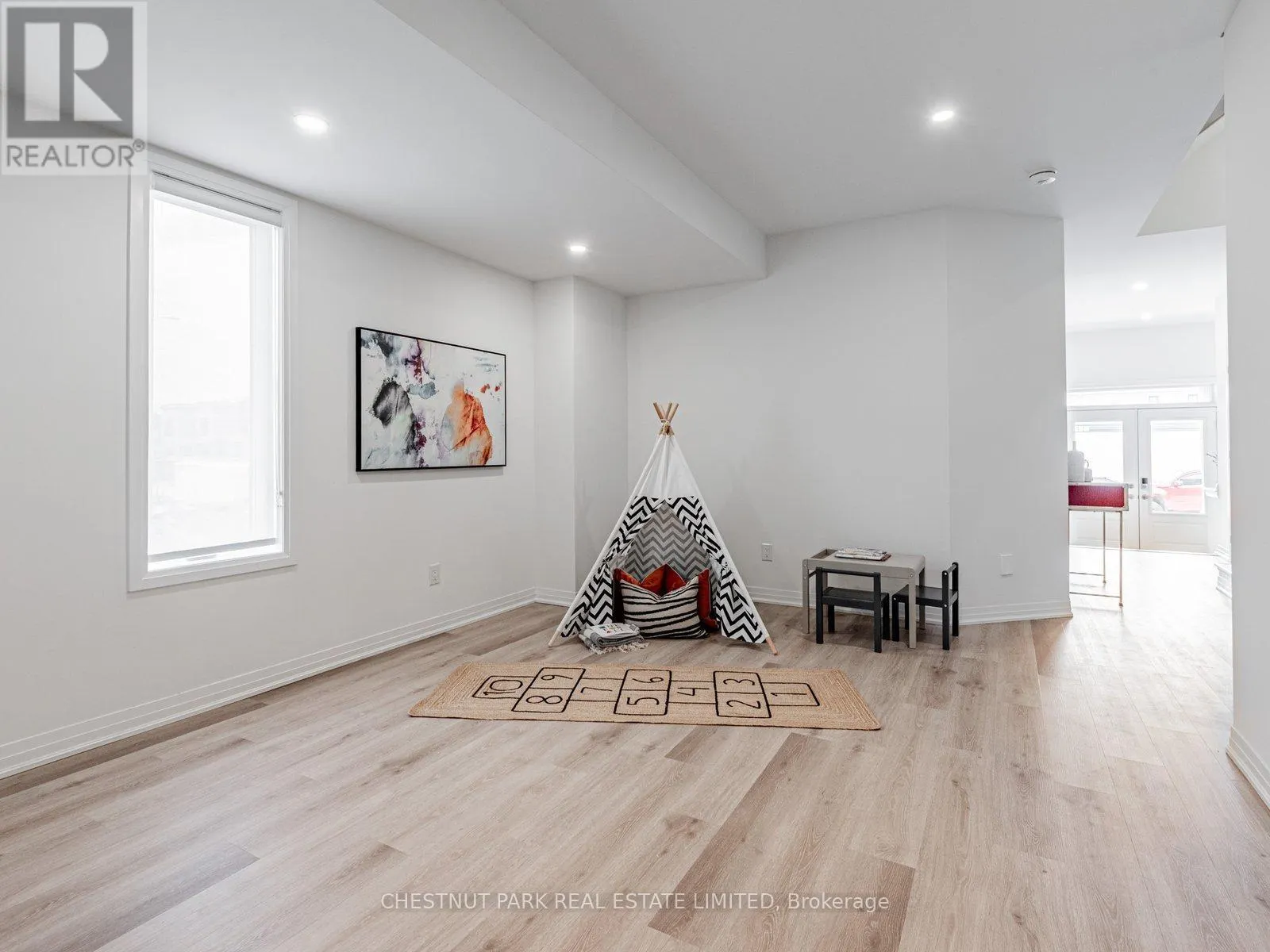 50 ROBERT EATON AVENUE