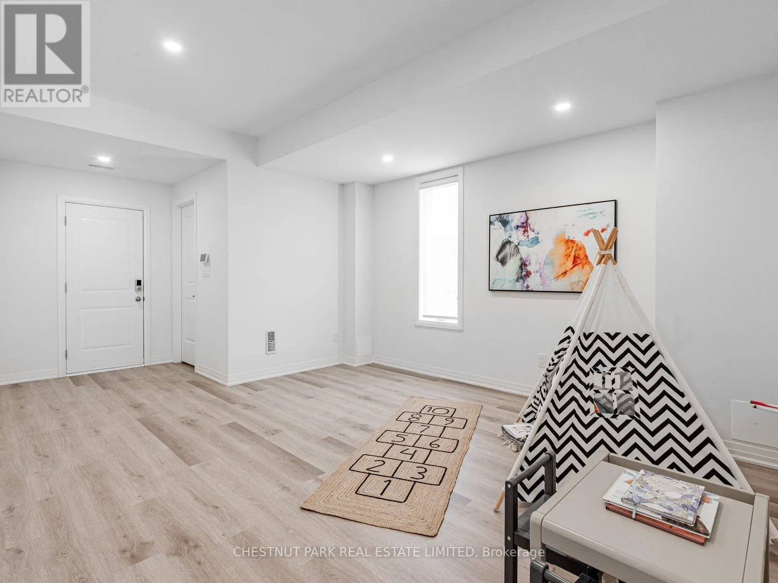 50 ROBERT EATON AVENUE