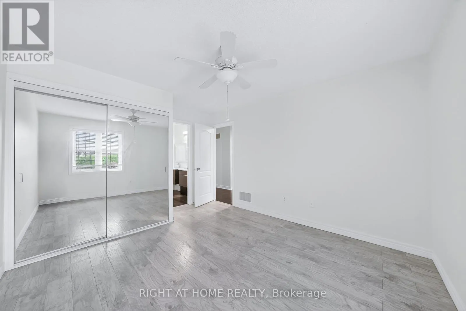 193 BLUE DASHER BOULEVARD