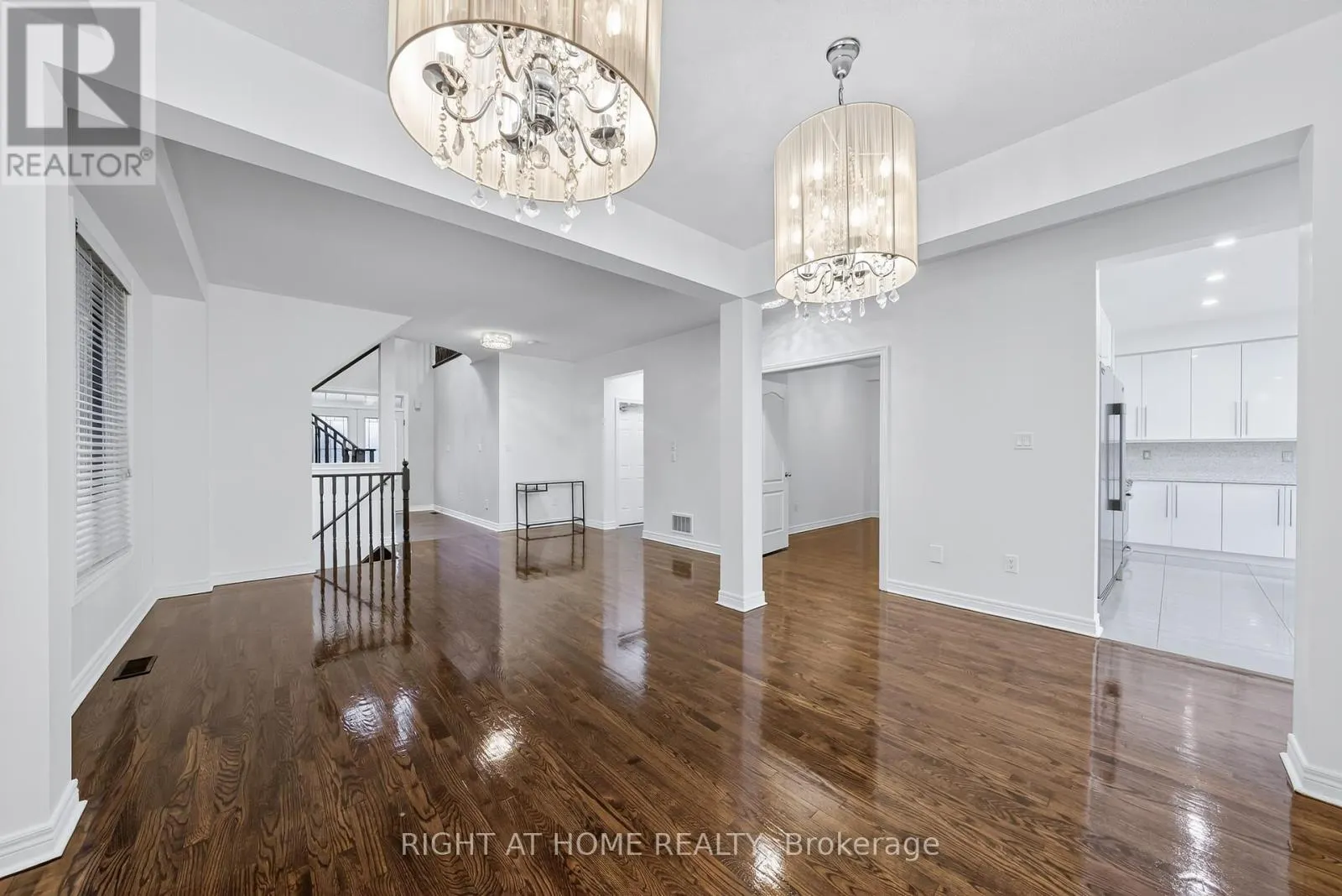 193 BLUE DASHER BOULEVARD