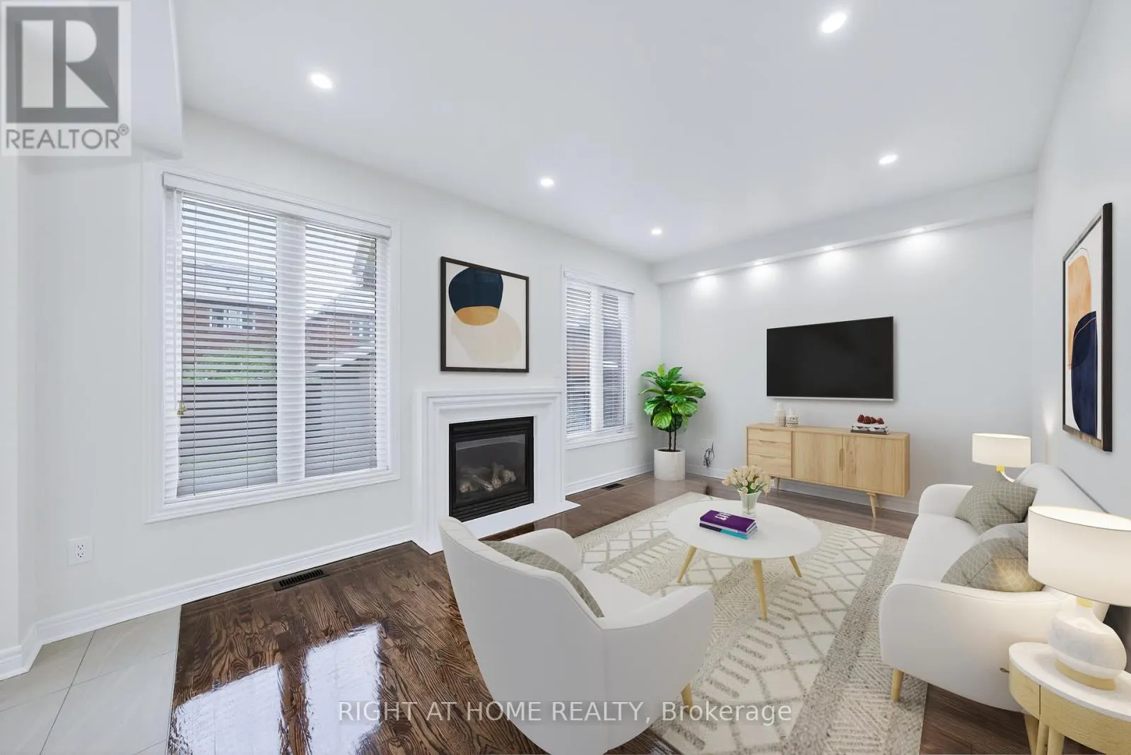 193 BLUE DASHER BOULEVARD