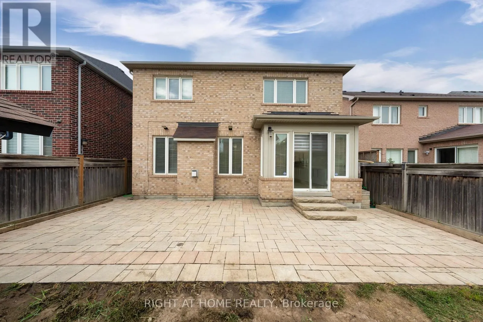 193 BLUE DASHER BOULEVARD