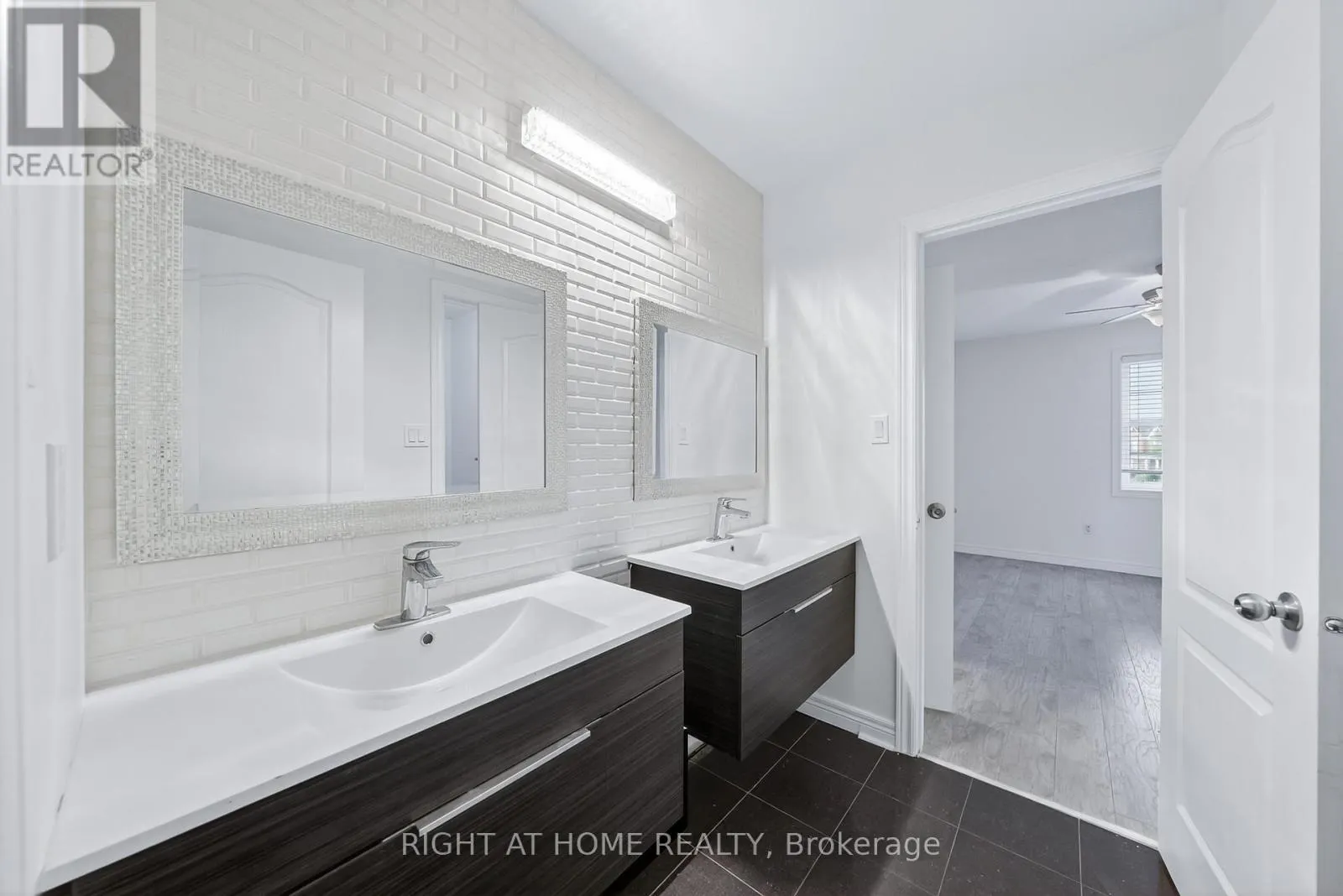 193 BLUE DASHER BOULEVARD