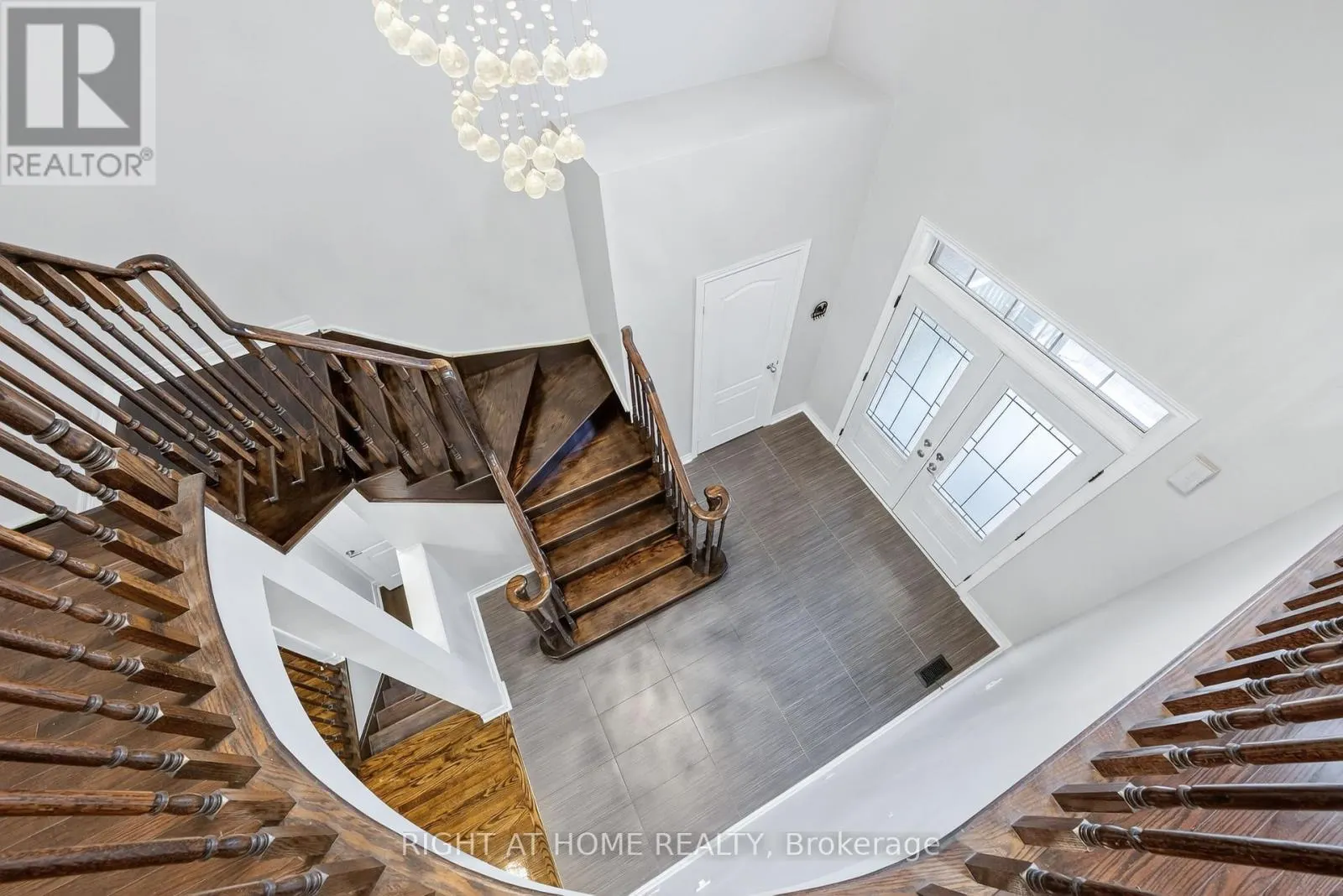 193 BLUE DASHER BOULEVARD