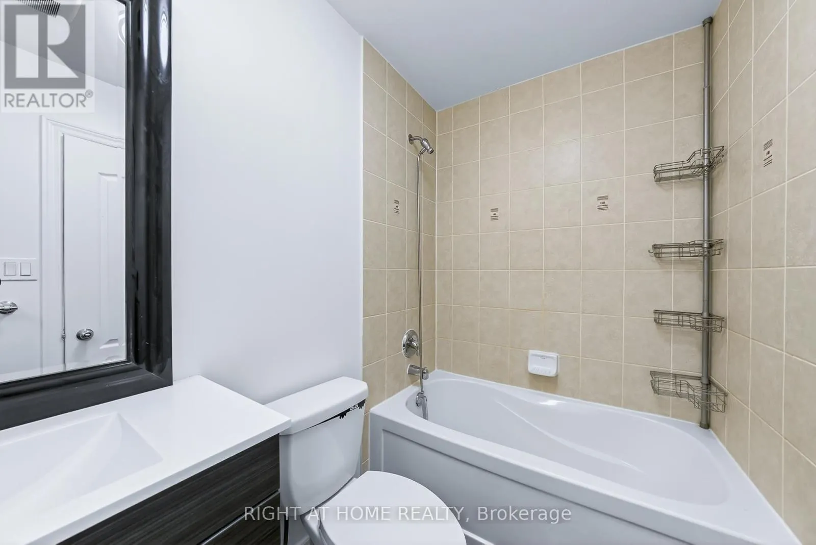 193 BLUE DASHER BOULEVARD