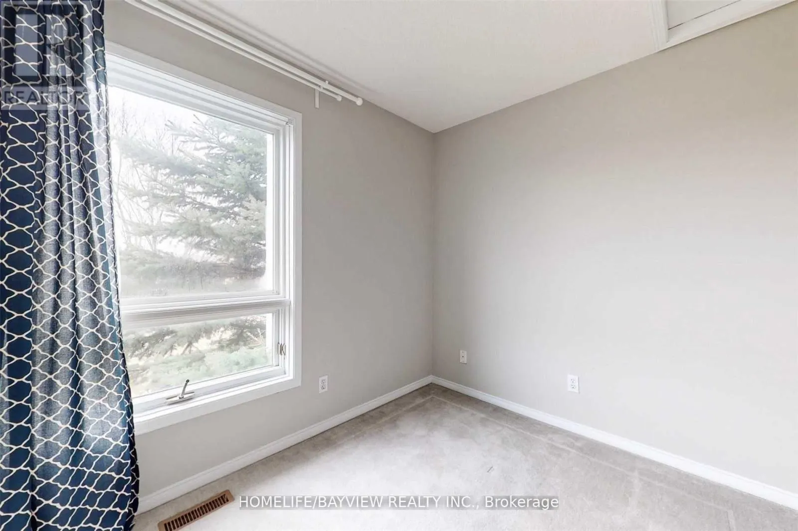 109 WILLIAM CURTIS CIRCLE