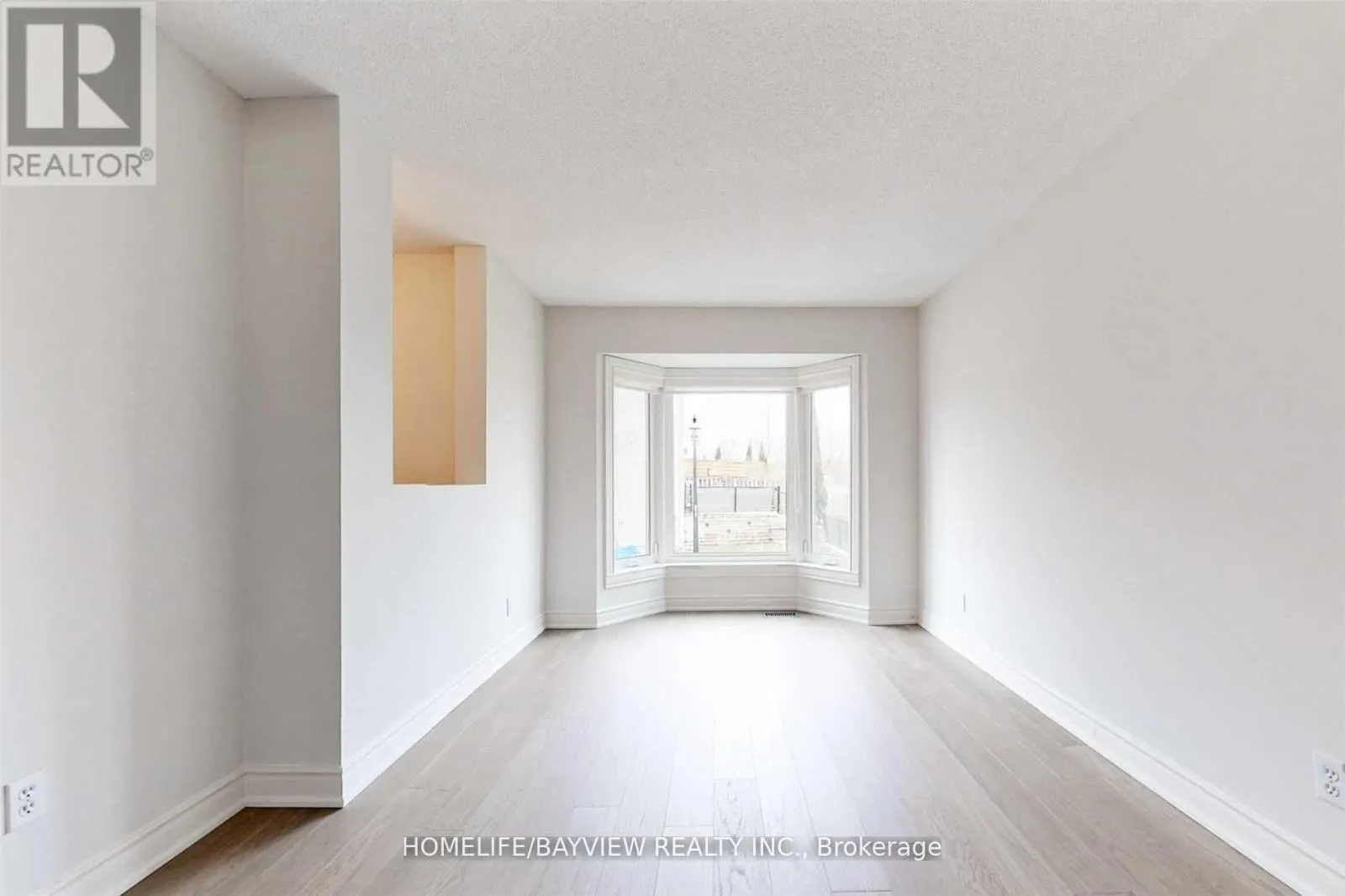 109 WILLIAM CURTIS CIRCLE