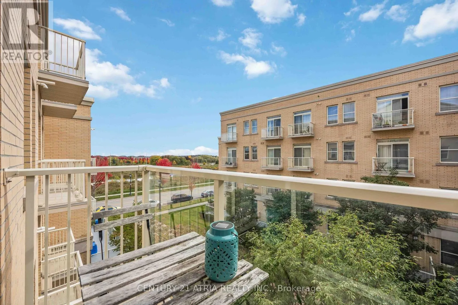 331 - 28 PRINCE REGENT STREET