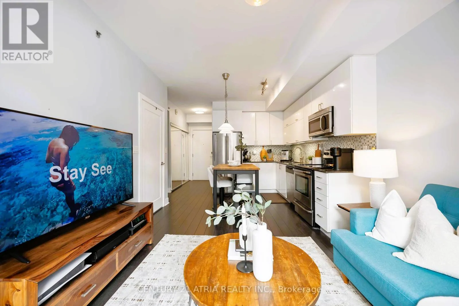 331 - 28 PRINCE REGENT STREET