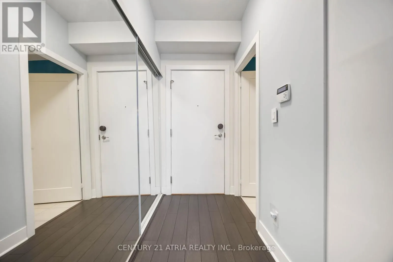 331 - 28 PRINCE REGENT STREET