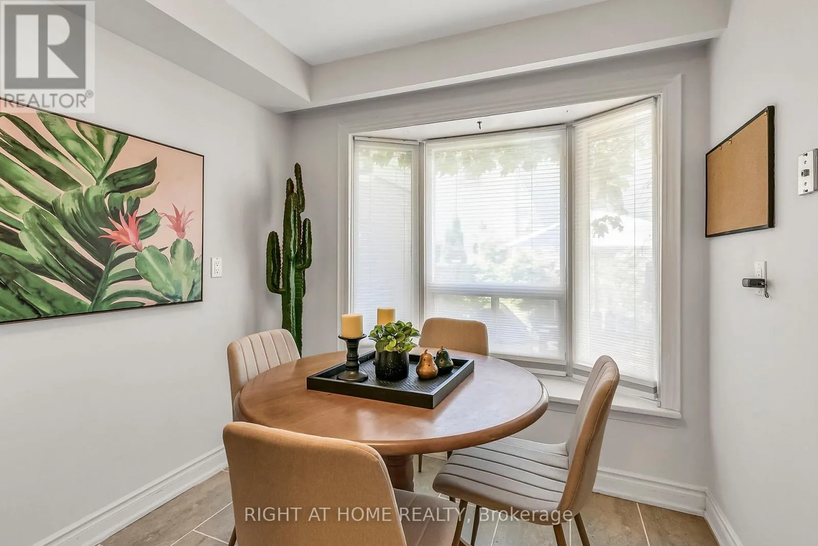 25 CASTLE ROCK DRIVE