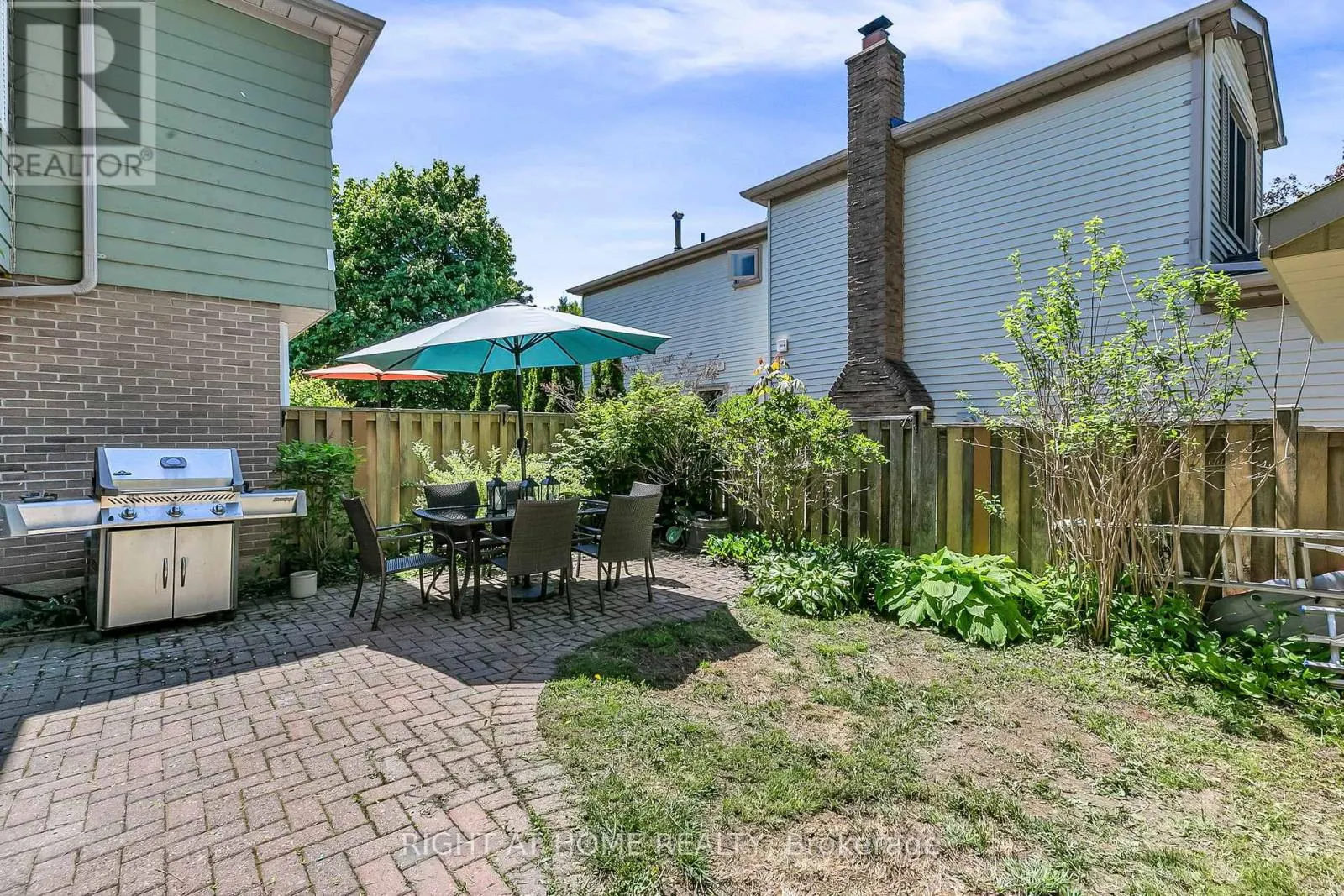 25 CASTLE ROCK DRIVE