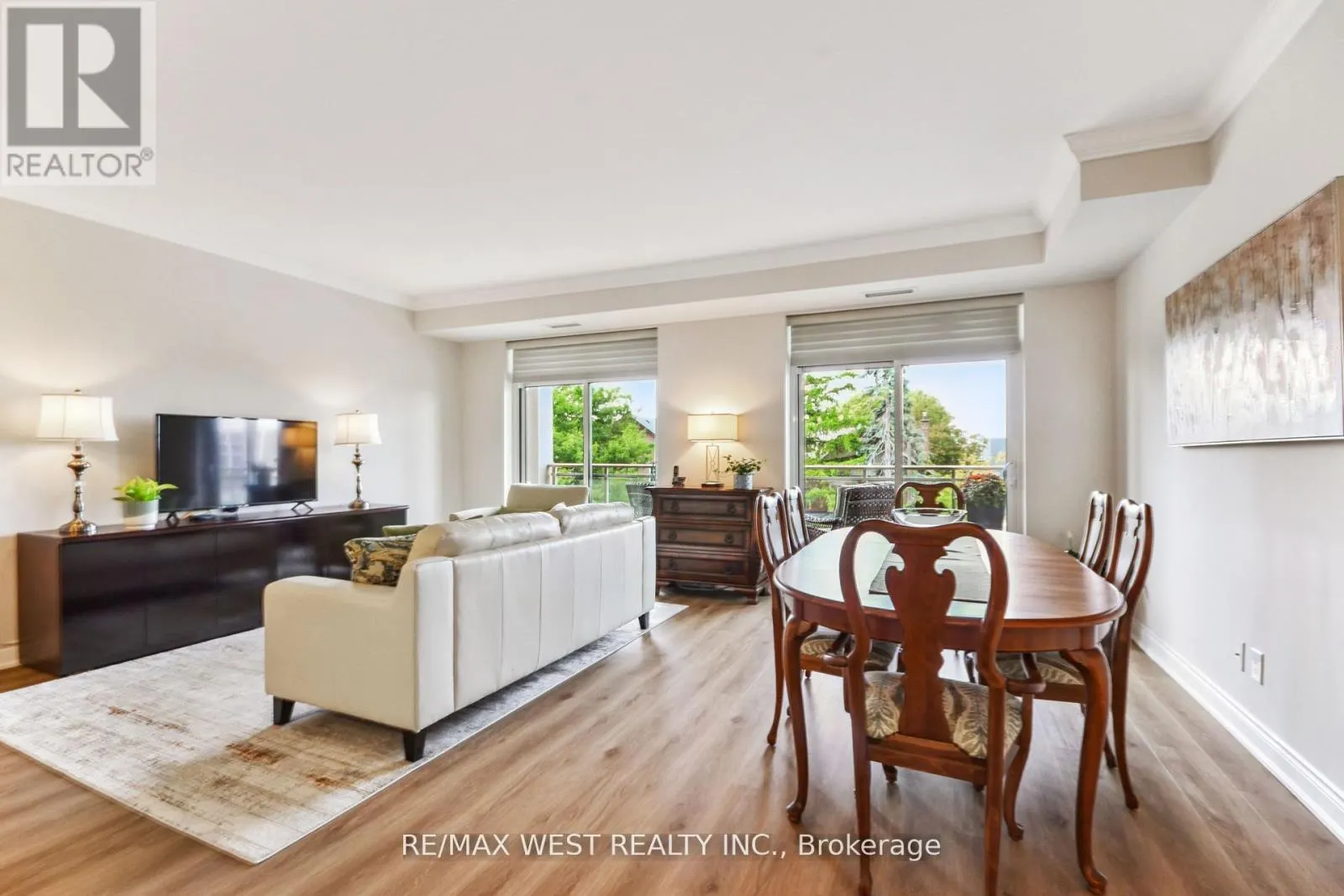 321 - 281 WOODBRIDGE AVENUE