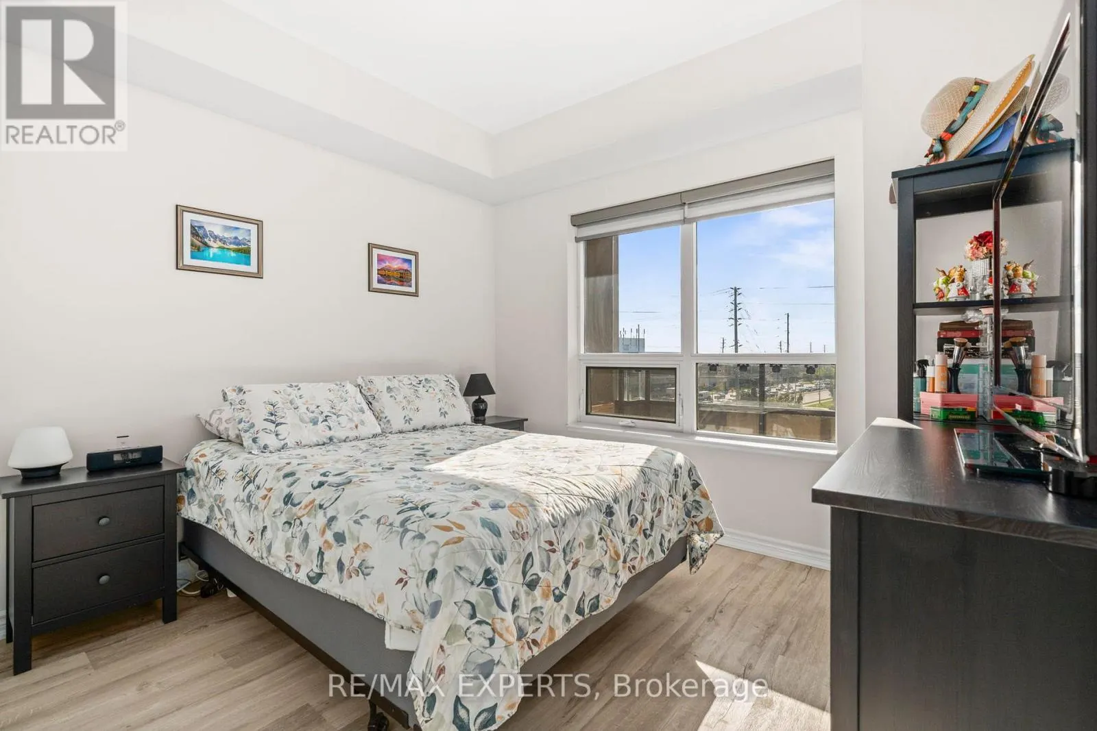 515 - 9225 JANE STREET