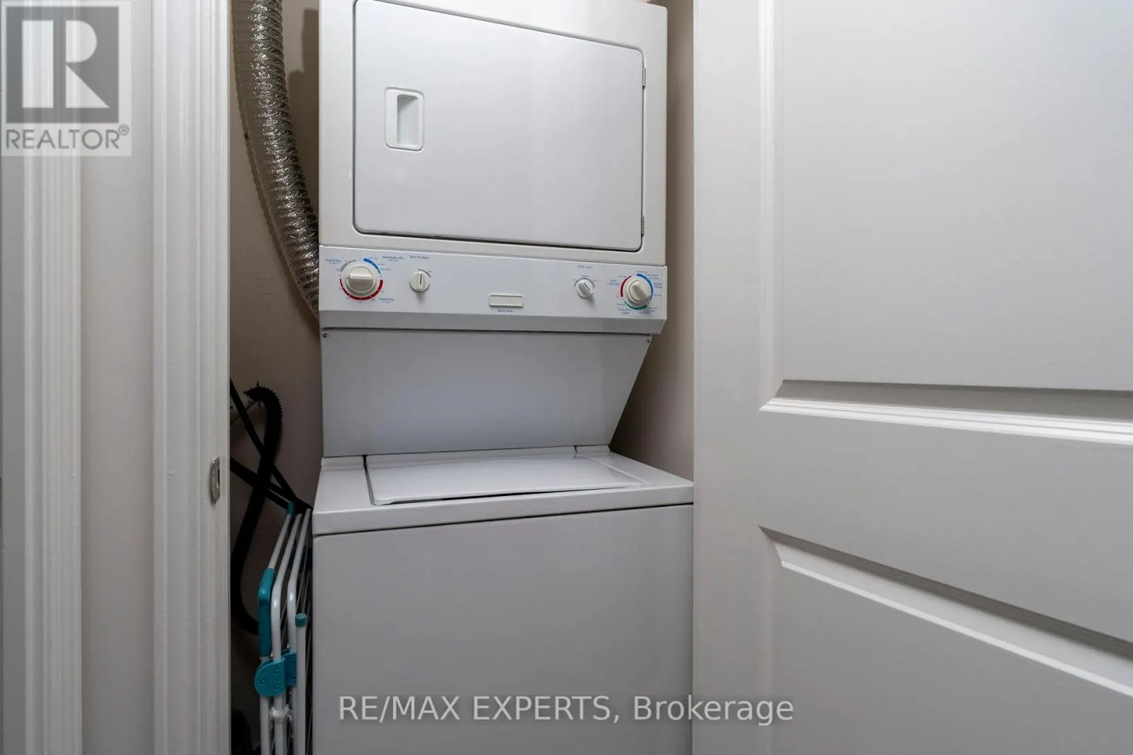 515 - 9225 JANE STREET