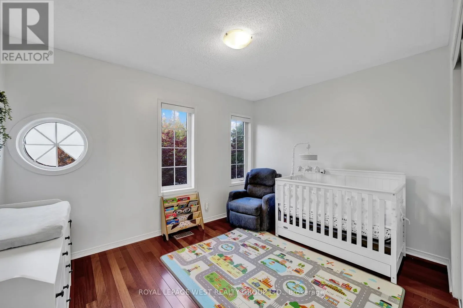 272 WILDBERRY CRESCENT