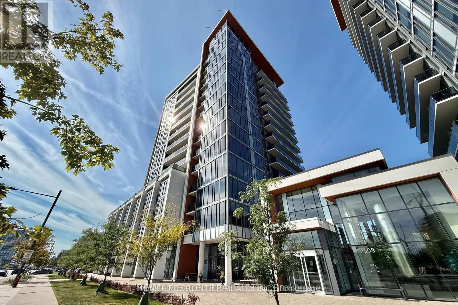 606 - 9600 YONGE STREET