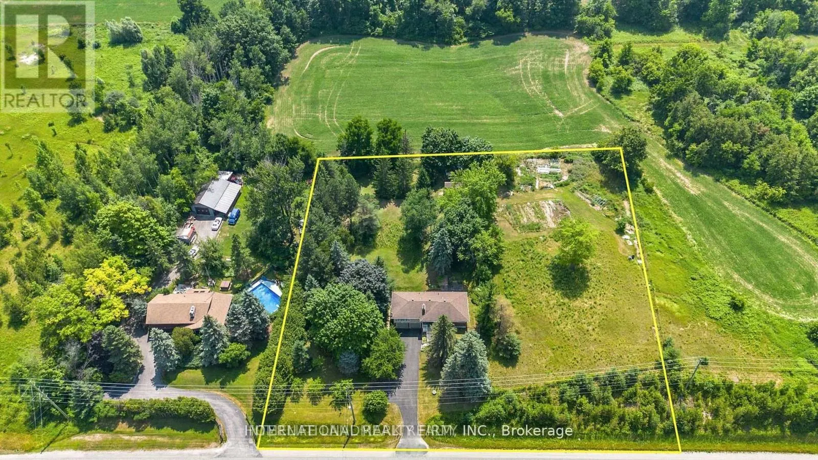 1093 QUEENSVILLE SIDE ROAD