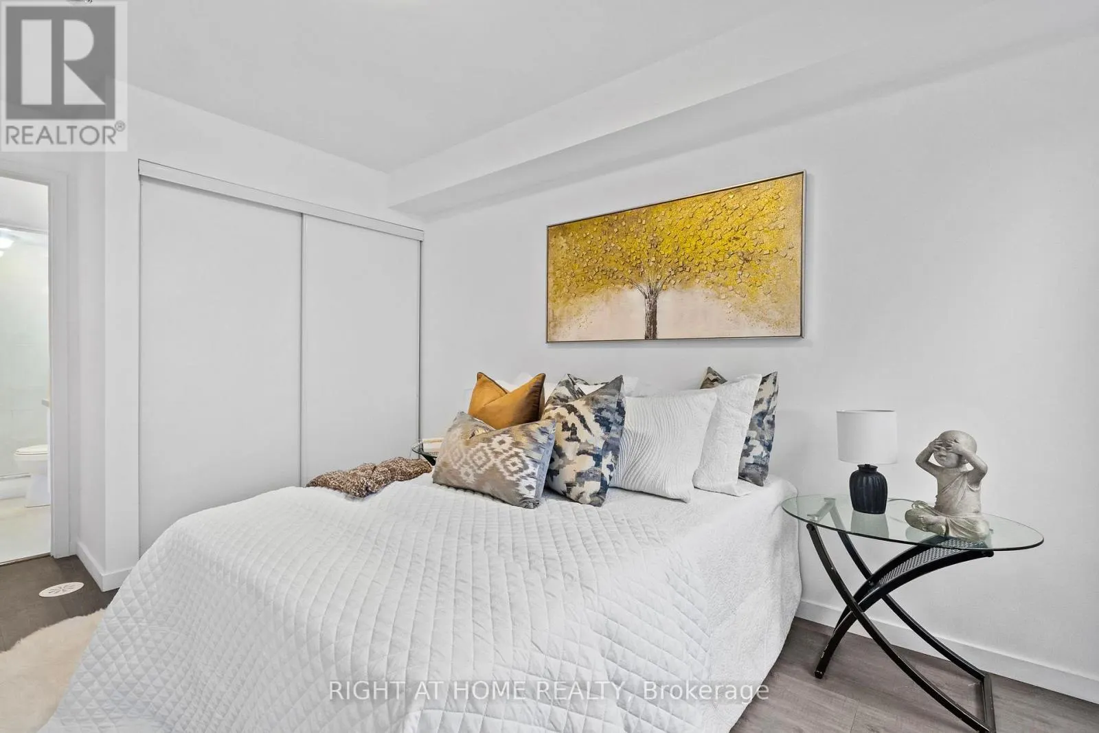 59 - 300 ALEX GARDNER CIRCLE E