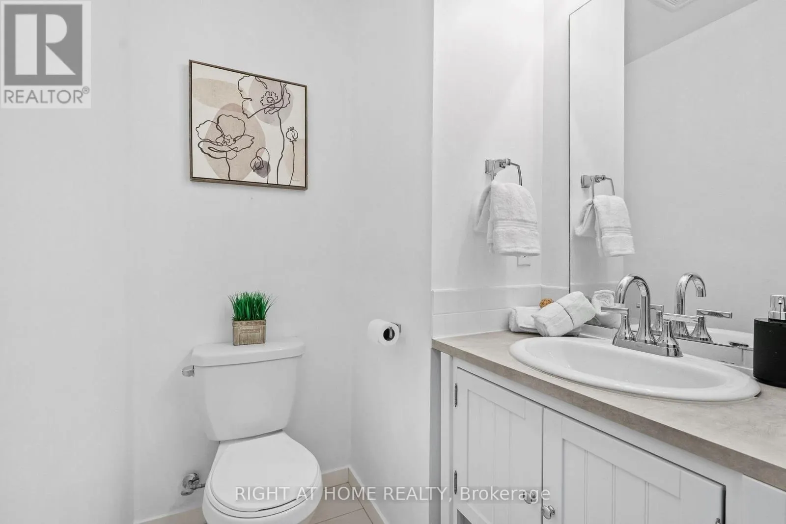 59 - 300 ALEX GARDNER CIRCLE E