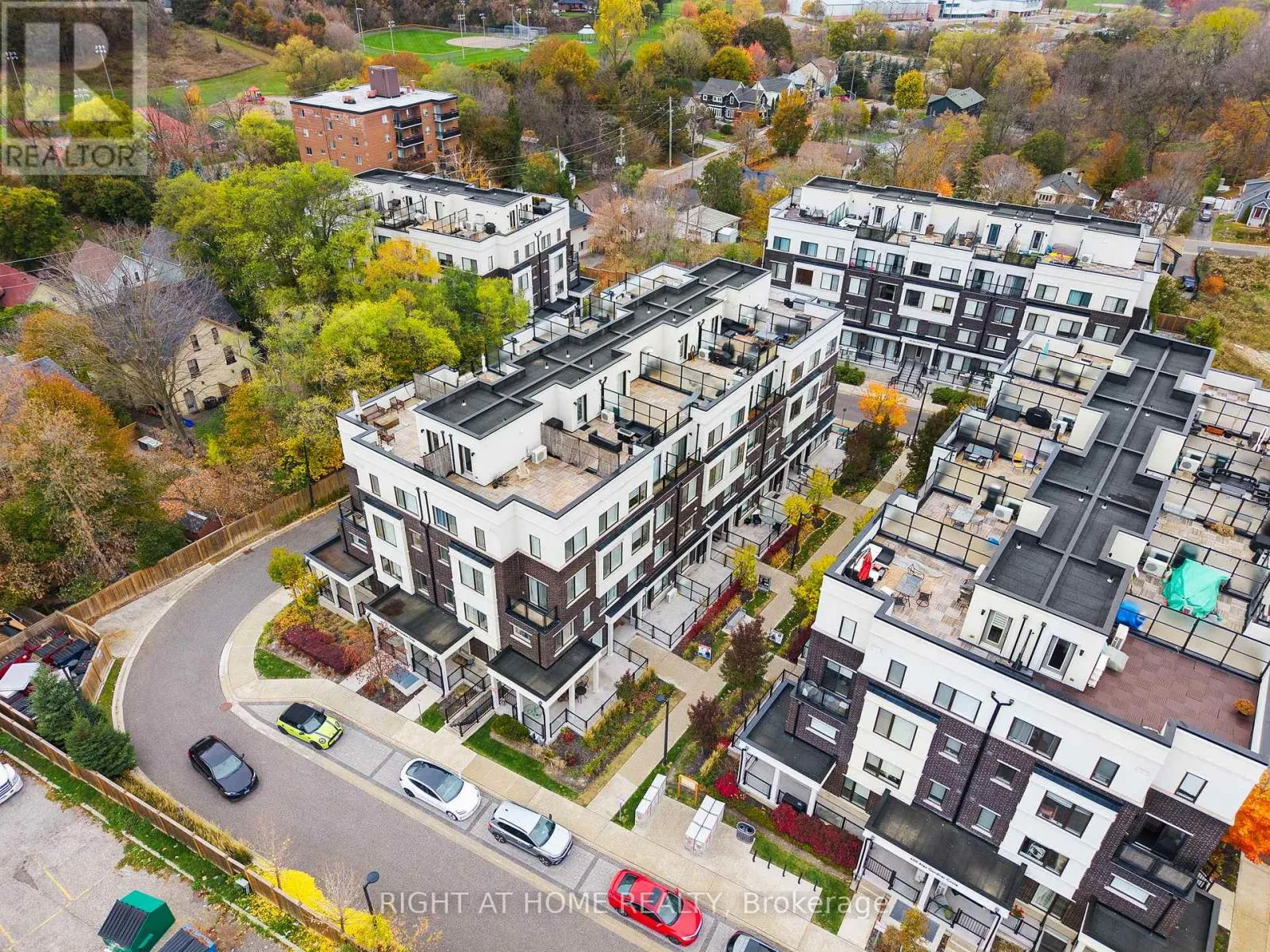 59 - 300 ALEX GARDNER CIRCLE E