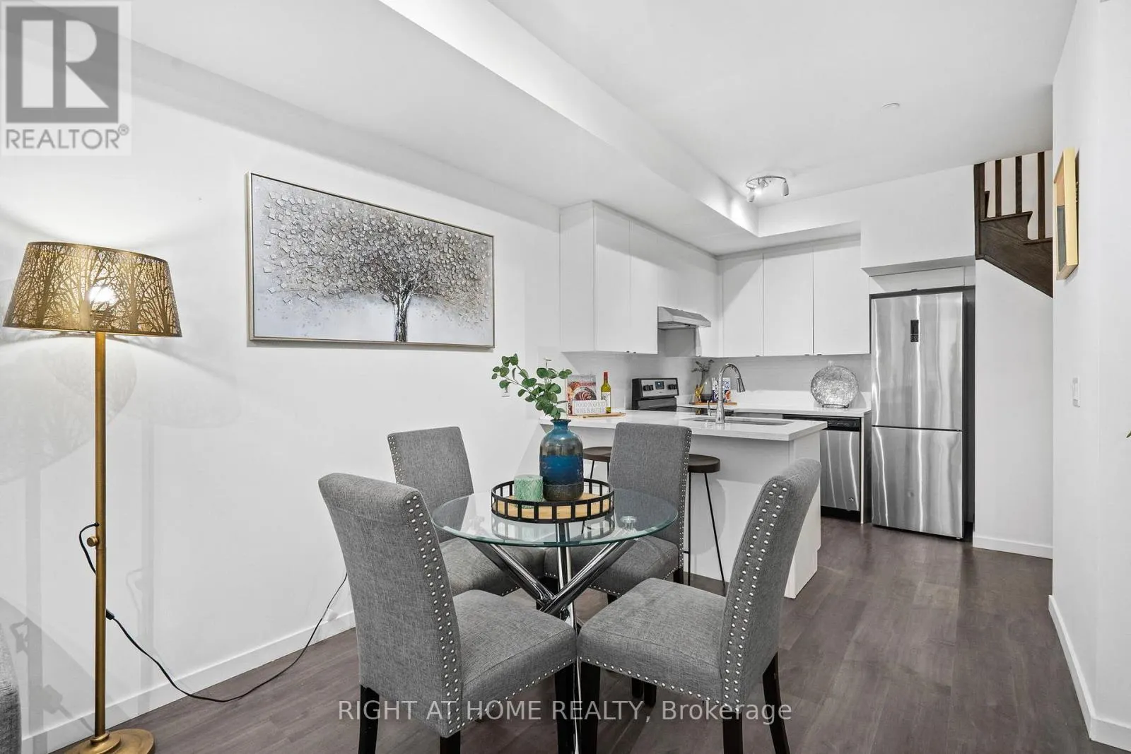 59 - 300 ALEX GARDNER CIRCLE E