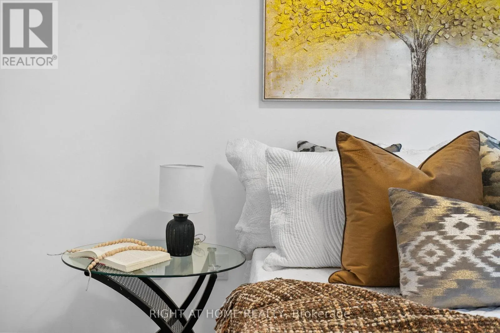 59 - 300 ALEX GARDNER CIRCLE E