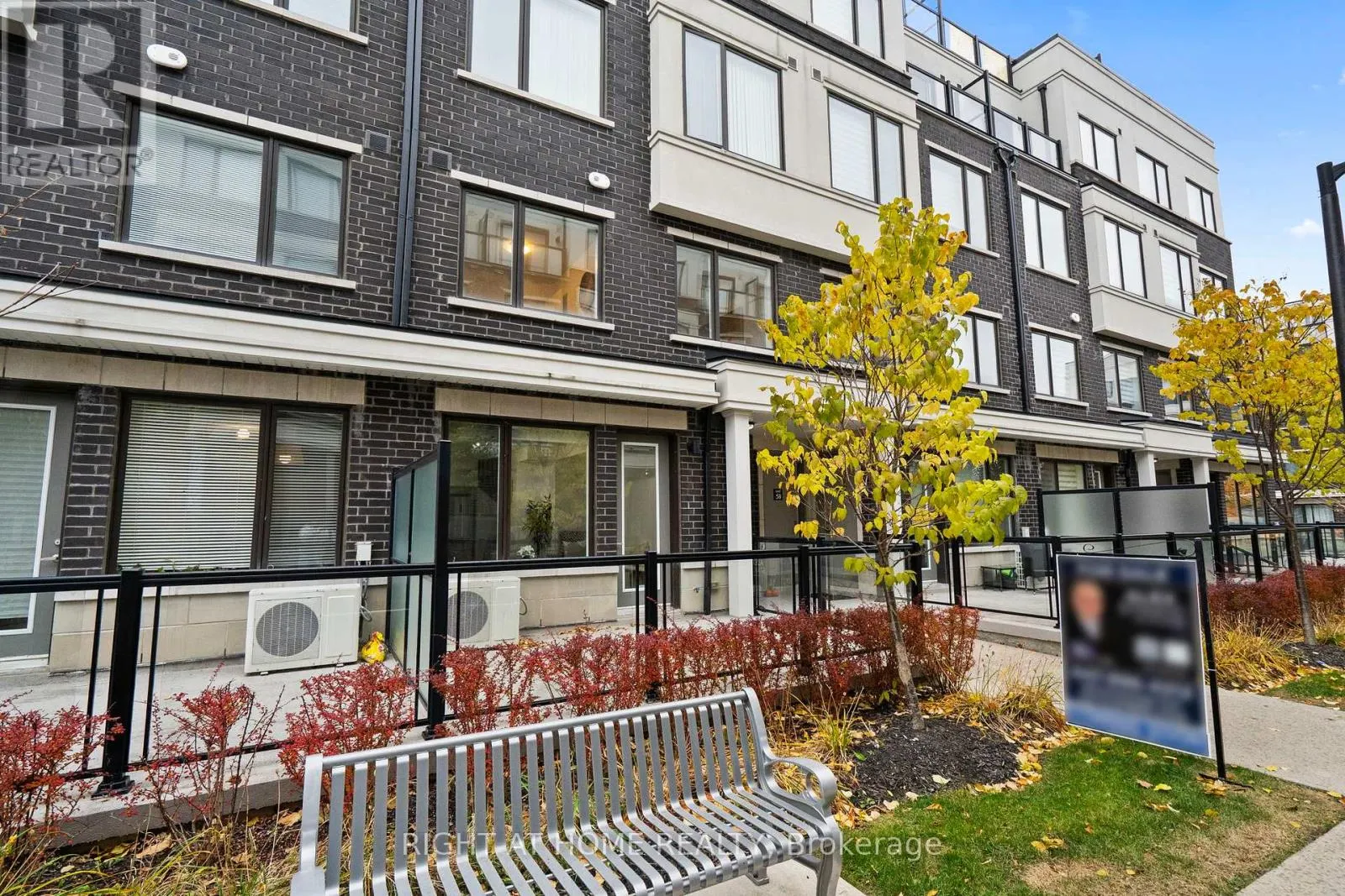 59 - 300 ALEX GARDNER CIRCLE E