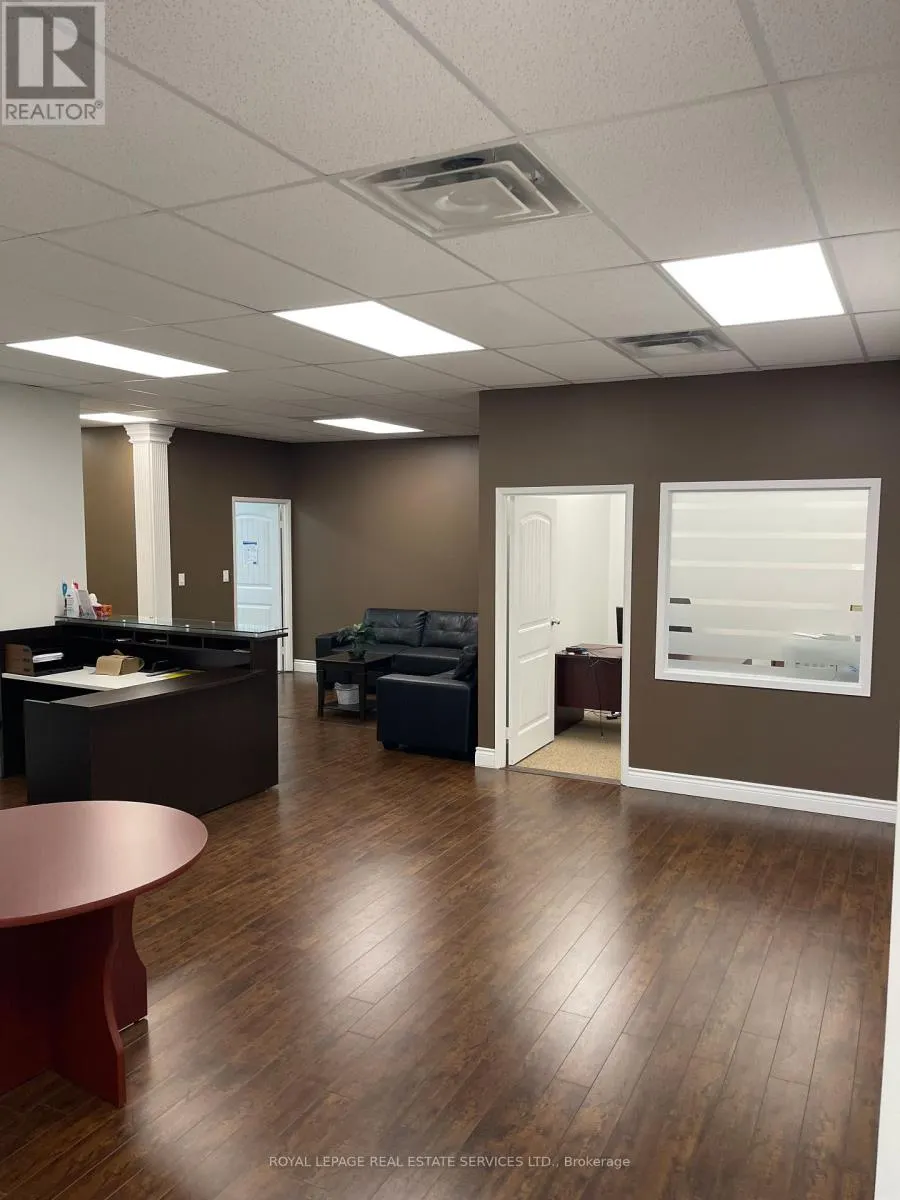 411 - 9140 LESLIE STREET