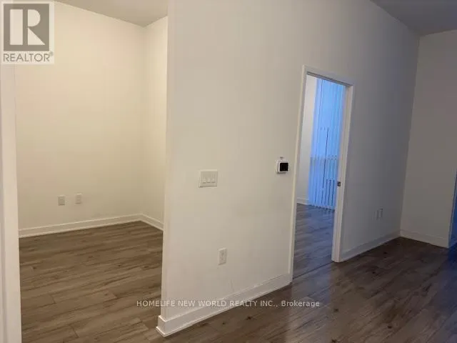 1615 - 60 HONEYCRISP CRESCENT