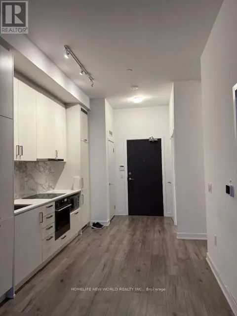 1615 - 60 HONEYCRISP CRESCENT