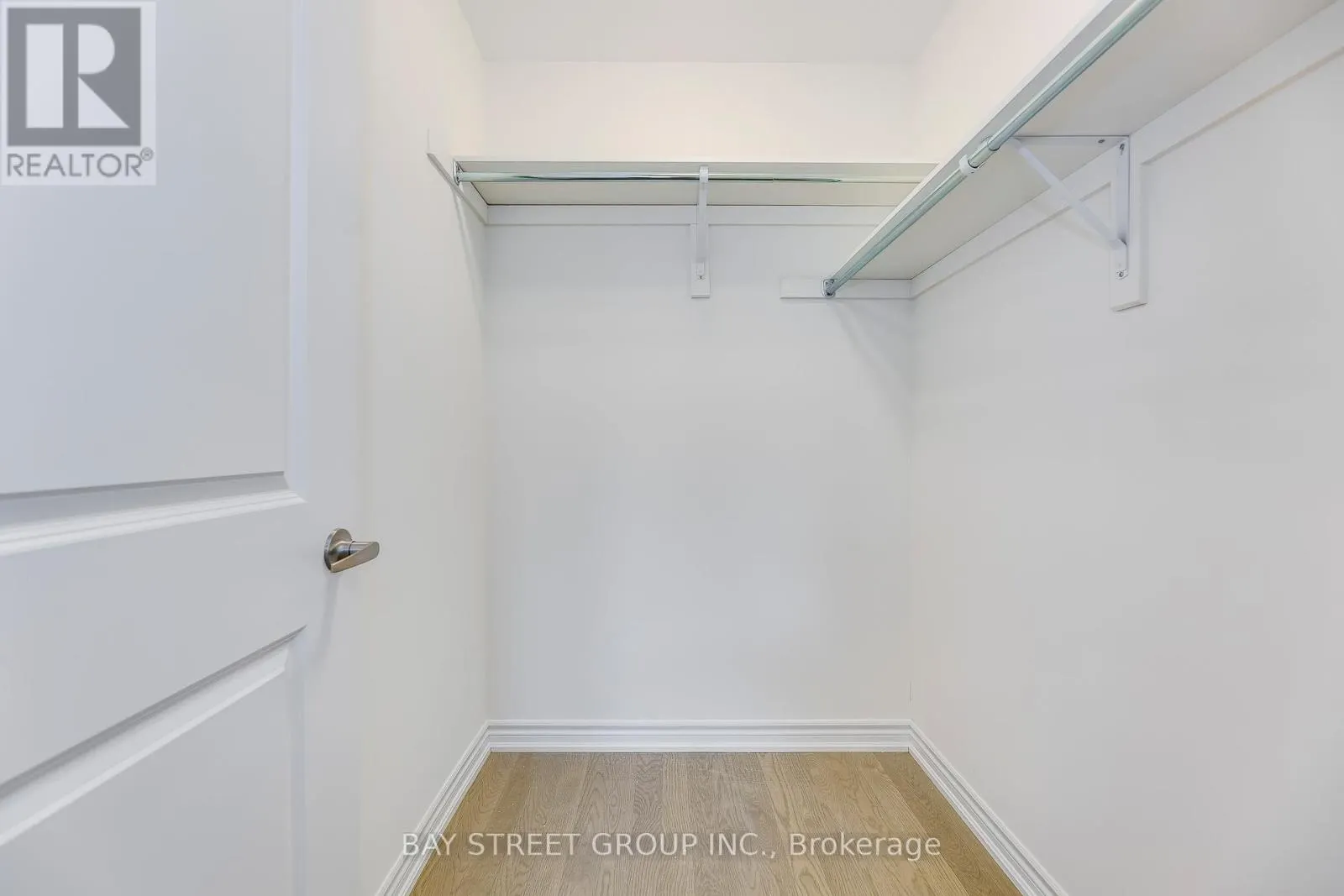 11 MASSACHUSETTS LANE