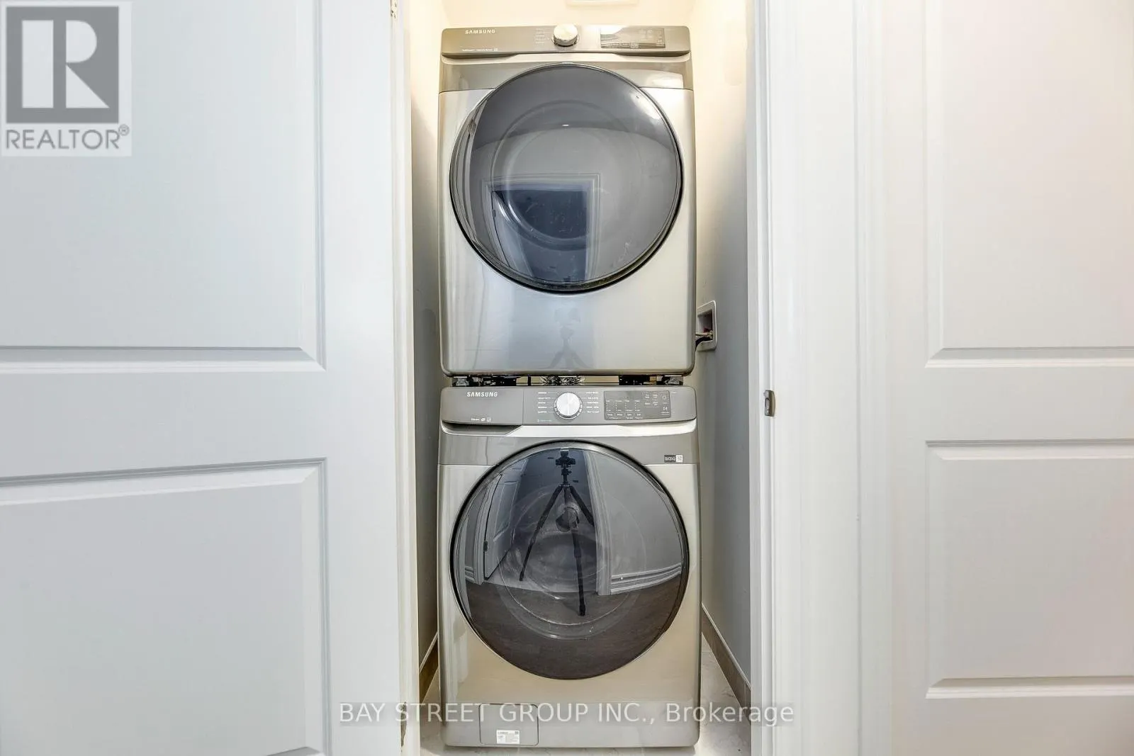 11 MASSACHUSETTS LANE