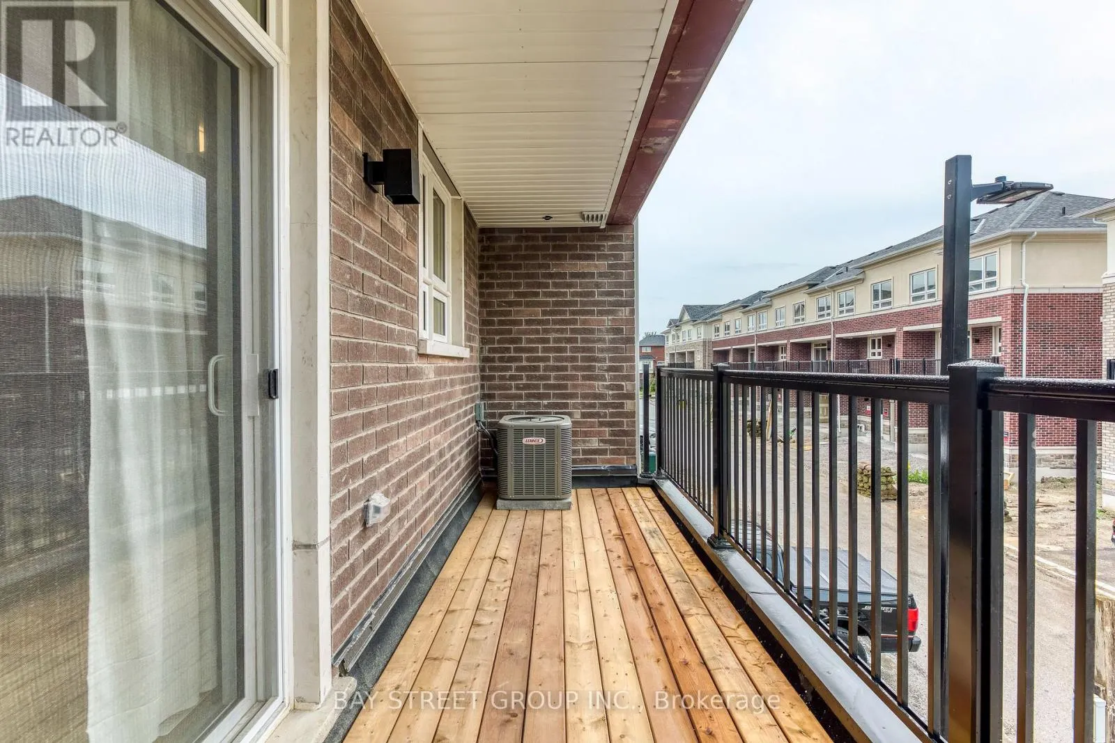 11 MASSACHUSETTS LANE