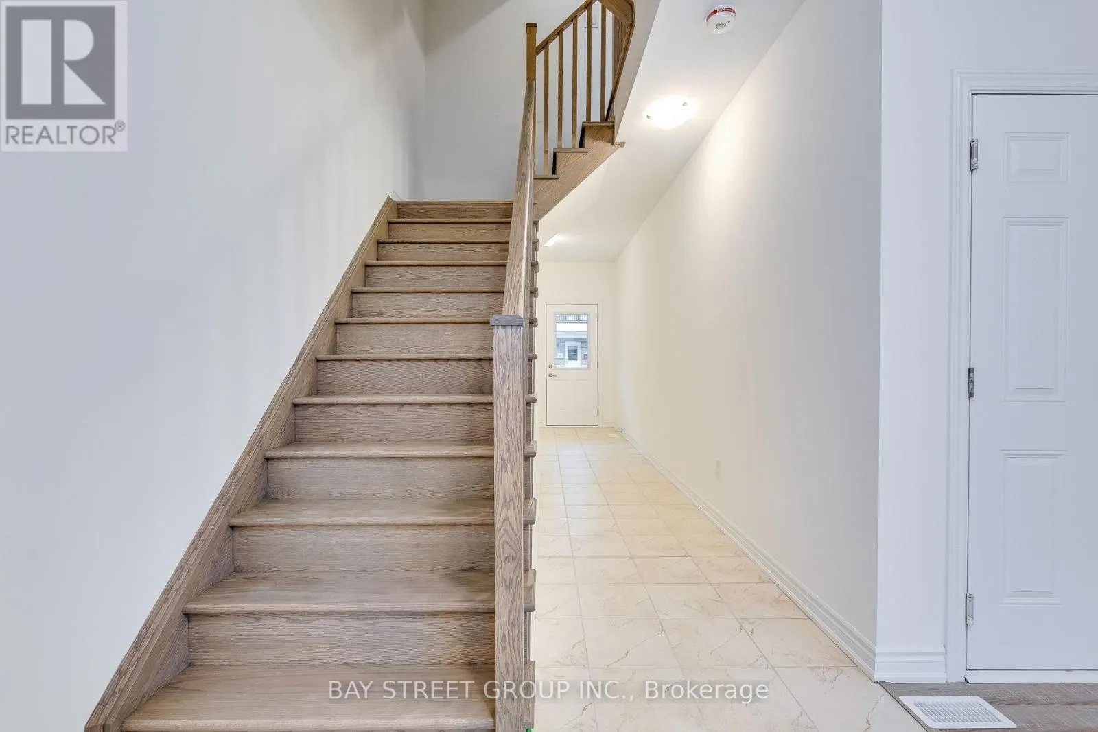 11 MASSACHUSETTS LANE