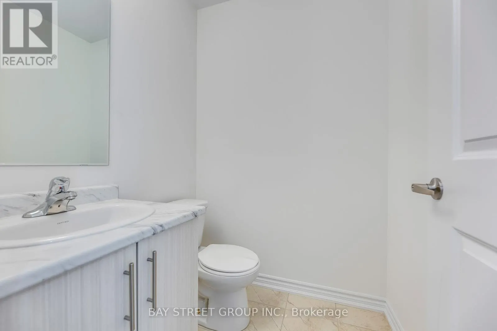 11 MASSACHUSETTS LANE