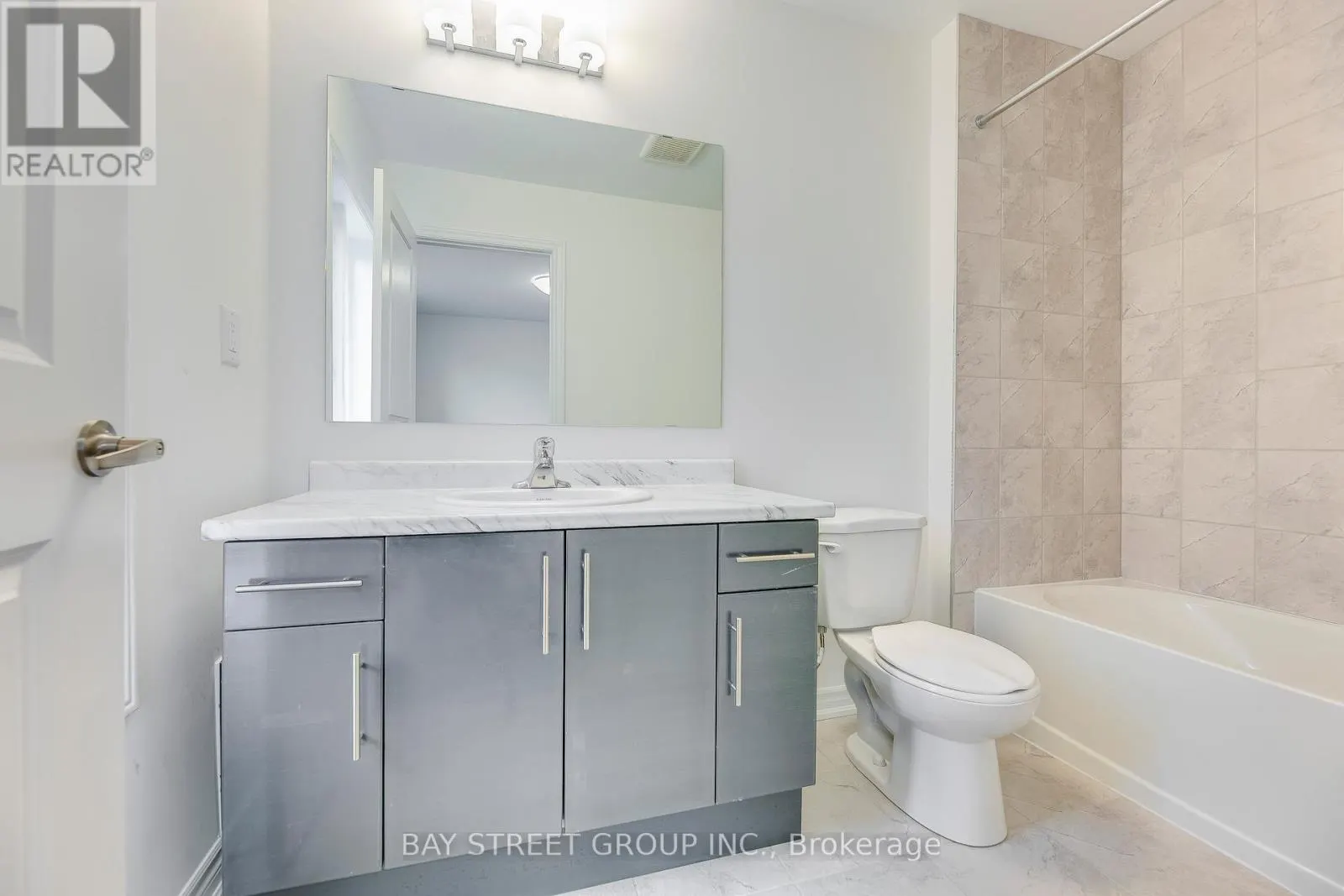 11 MASSACHUSETTS LANE