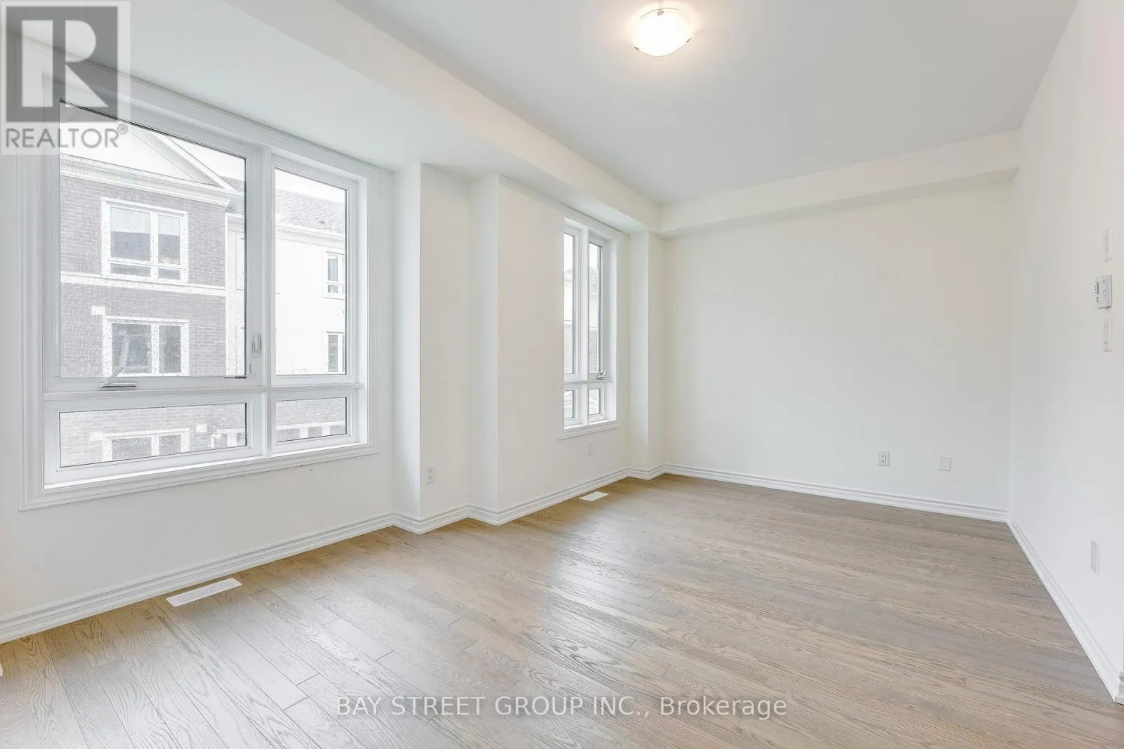 11 MASSACHUSETTS LANE