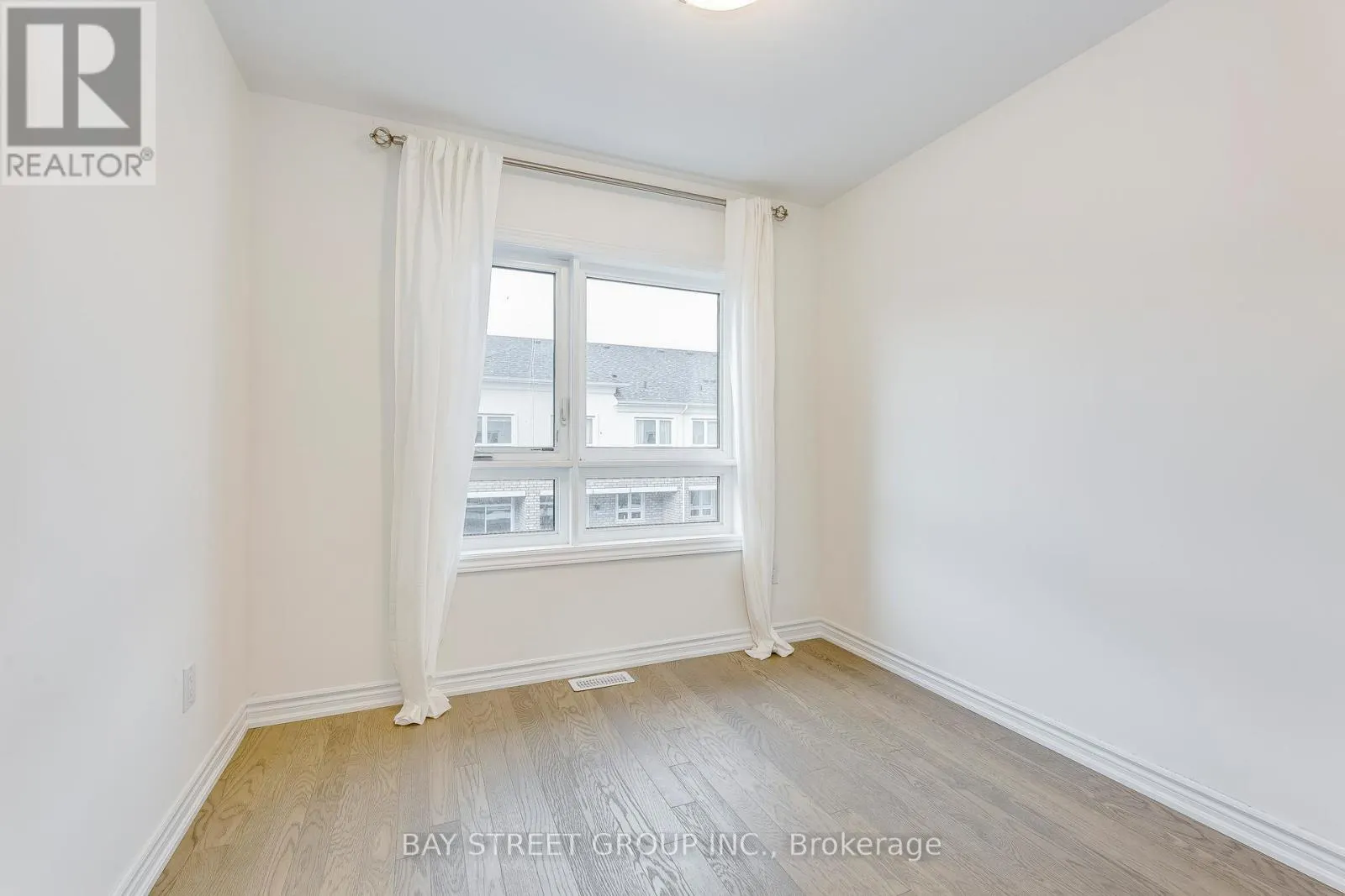 11 MASSACHUSETTS LANE