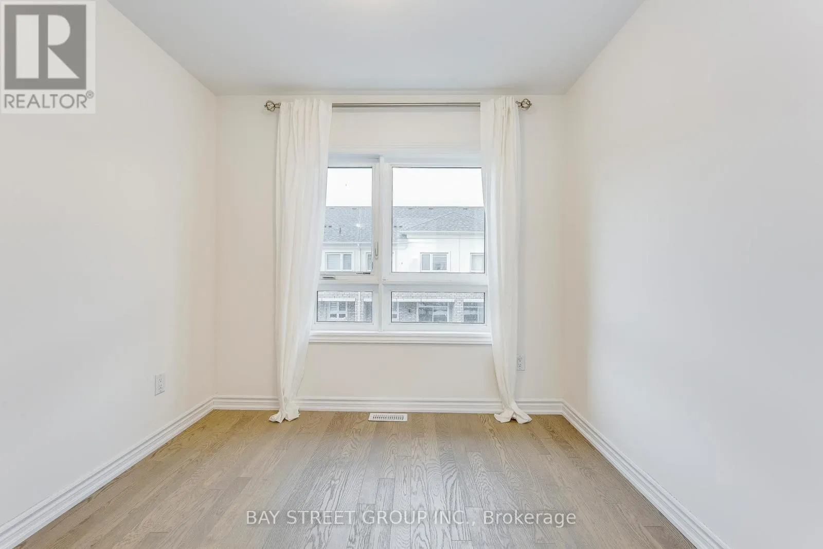 11 MASSACHUSETTS LANE