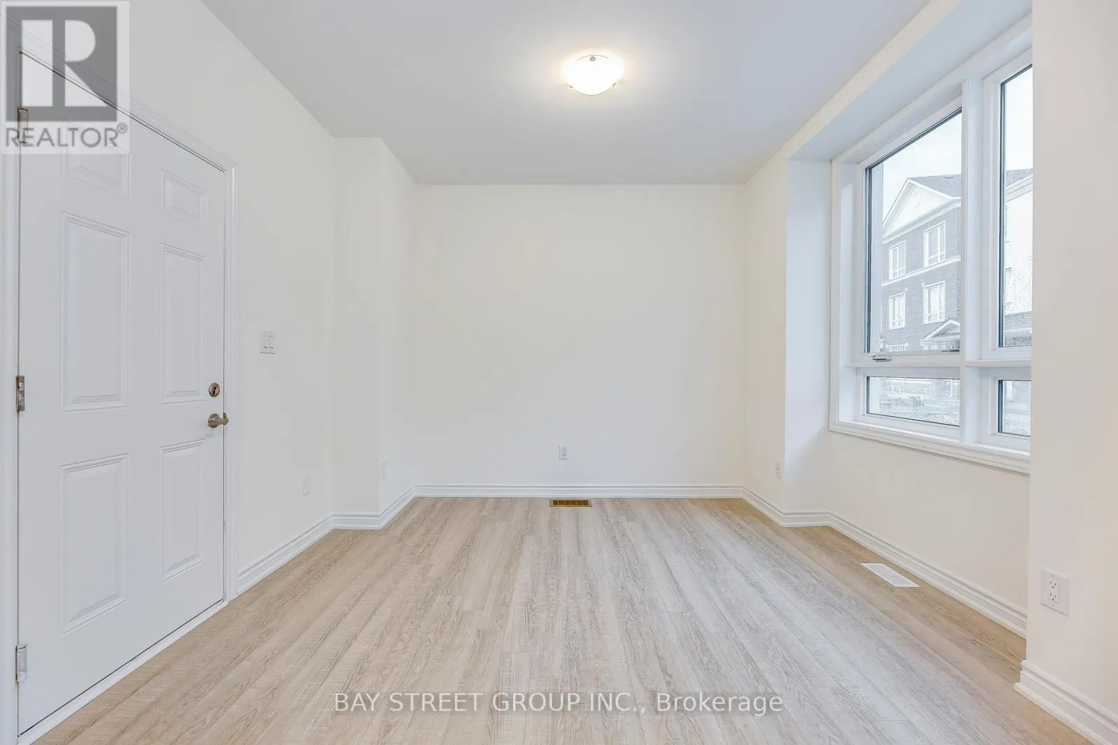 11 MASSACHUSETTS LANE