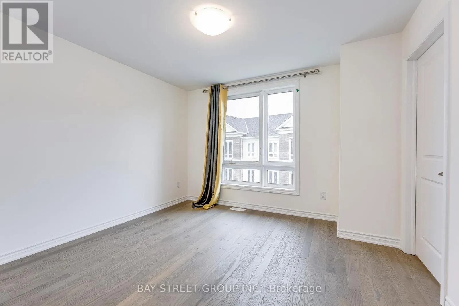 11 MASSACHUSETTS LANE