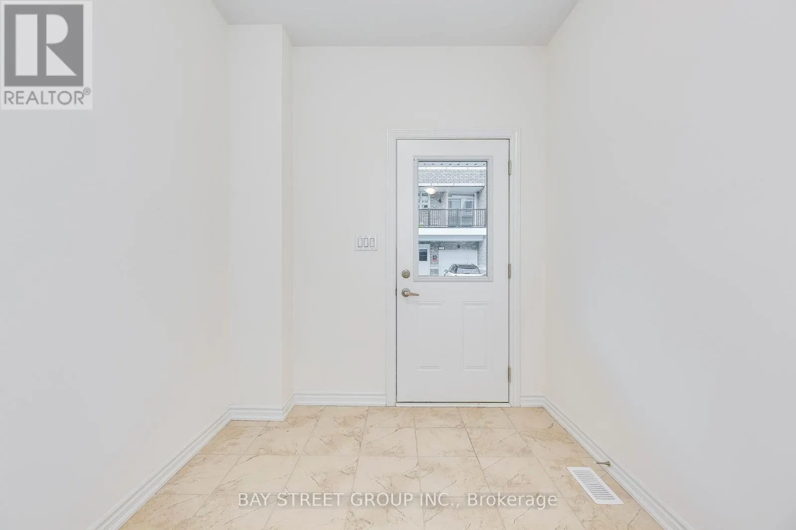 11 MASSACHUSETTS LANE