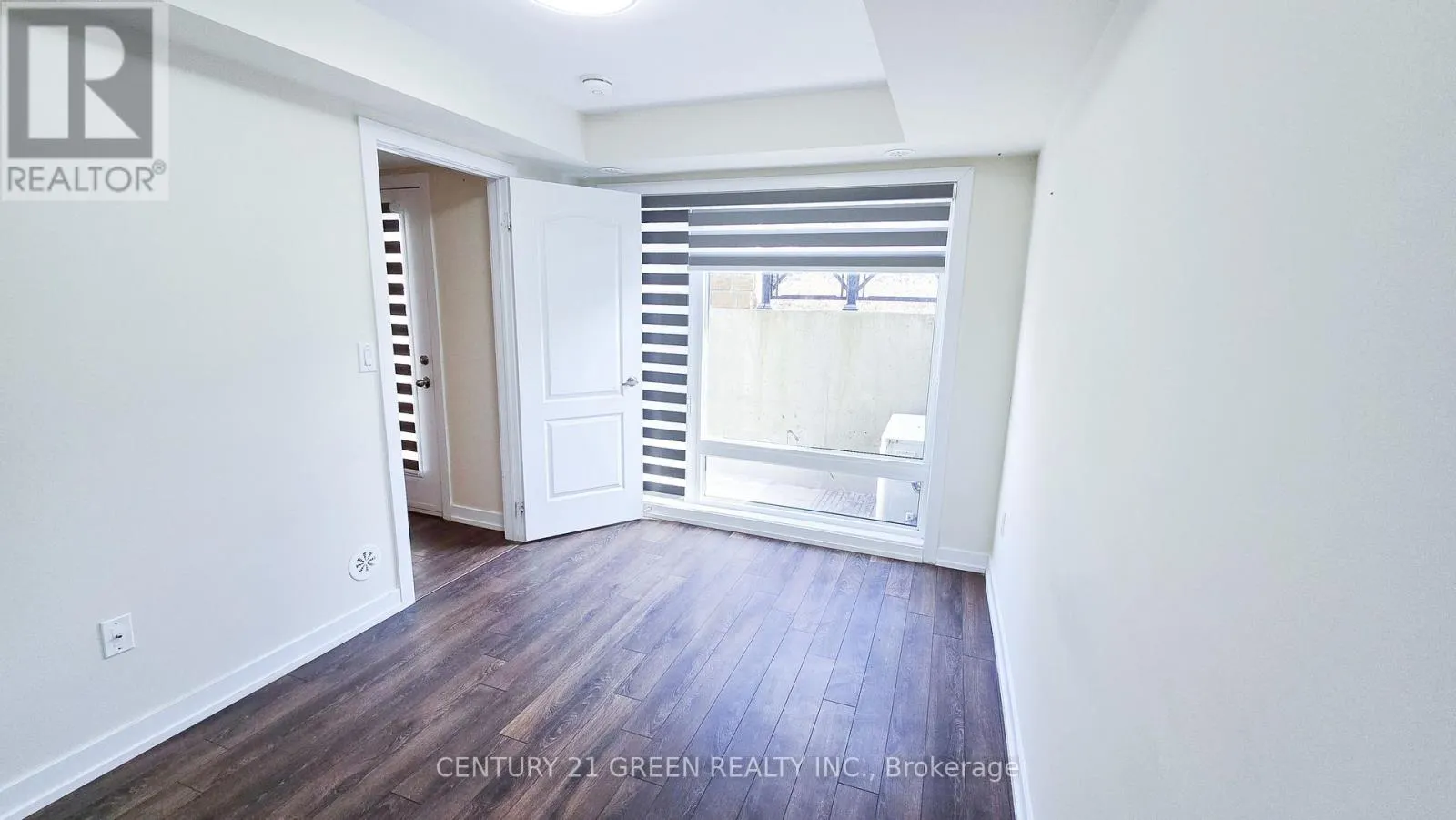 2109 - 2 WESTMEATH LANE